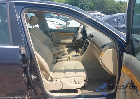 2008 Audi A4 2.0T из США, поврежденный, VIN WAUDF78E28A058882